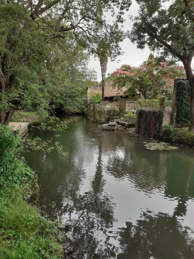 Le Clos Des Passiflores Pons Exterior foto